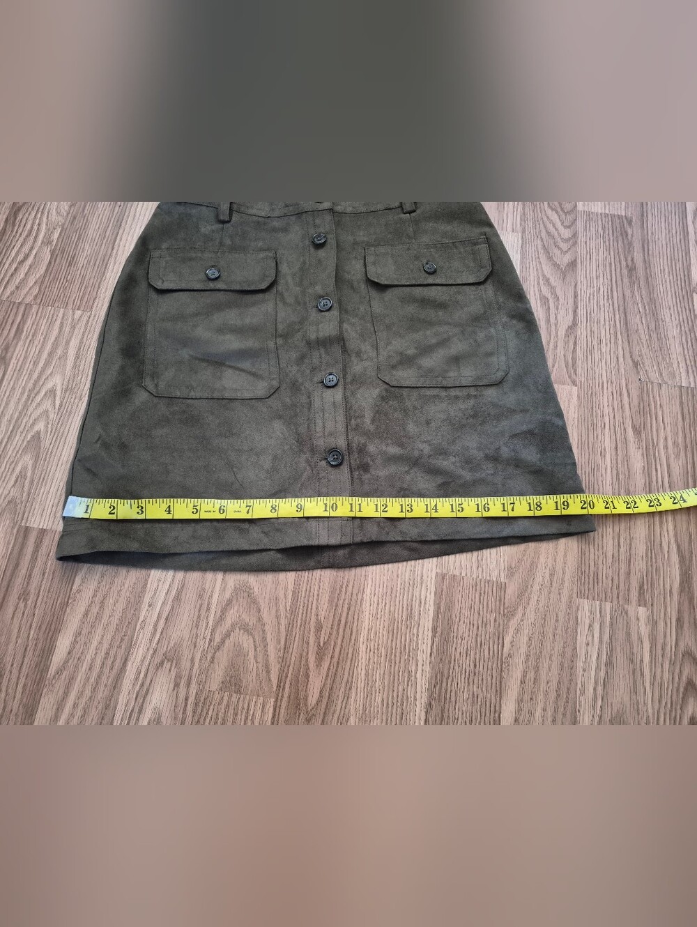 Banana Republic Women's Green Skirt - Picture 6 of 6